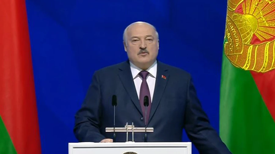 Лукашенко заявив, що в Білорусь планує вторгнутись НАТО