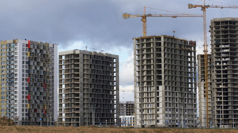 Будівництво, викуп чи оренда. Що з житлом для переселенців: розбір