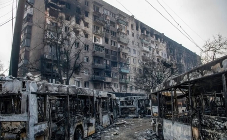 Нам казали що України вже немає: Історія Олени, яка вибралась з Маріуполя