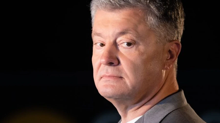 Повний текст рішення суду про арешт майна Порошенка оголосять 19 січня, суддя у відпустці – адвокат