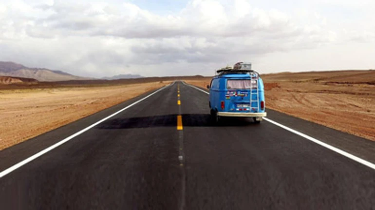 Что там в кино: победитель Golden Globe 2021 Земля кочевников и еще 5 фильмов марта