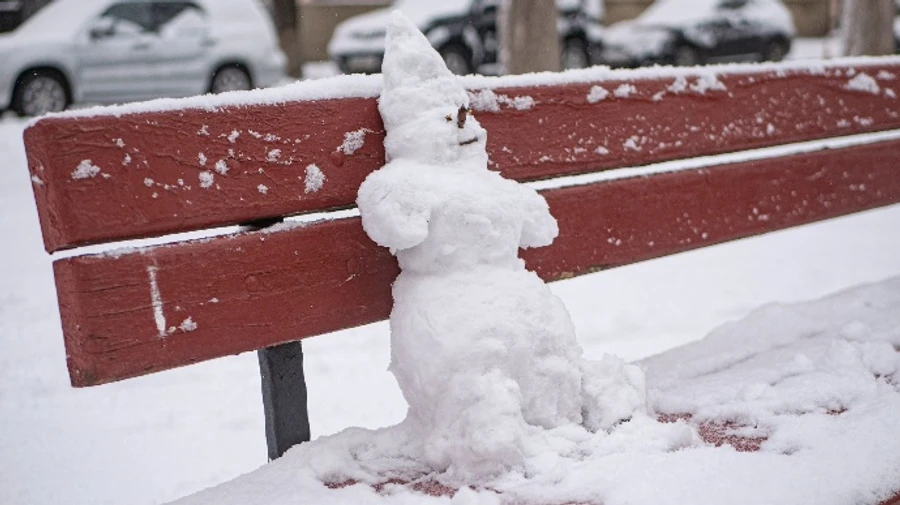 На вихідні в Україні прогнозують дощ, сніг та ожеледицю
