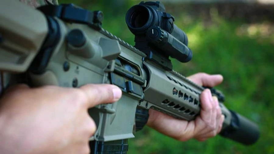 Вместо автомата Калашникова: пограничников вооружили винтовками как у НАТО