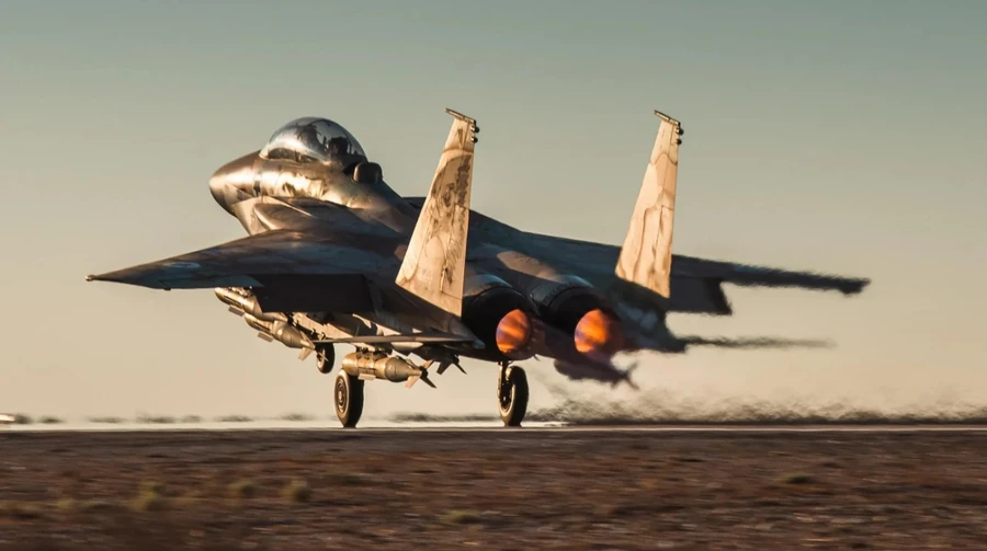 Пентагон объявил о контракте на $8,6 млрд с Boeing на поставку Израилю истребителей F-15