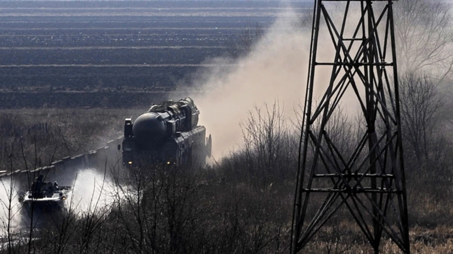 Financial Times: Росія покладається на західне обладнання для виробництва ракети Орєшнік