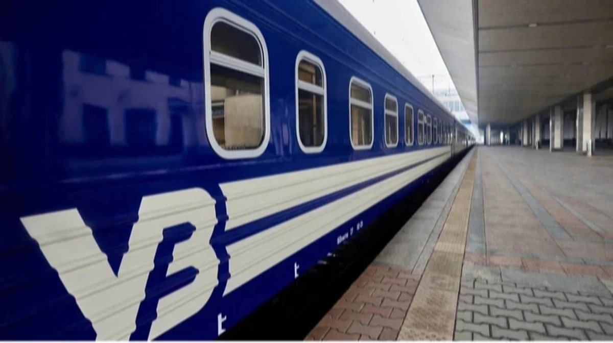 Ukrainian railways announce changes to train services due to Russian attacks