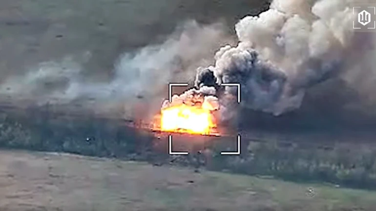 Ukraine destroys Russian Solntsepyok flamethrower system on Zaporizhzhia front – video