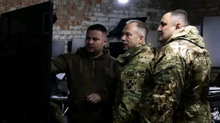 Ukraine's Commander-in-Chief inspects units in Kursk Oblast and assesses combat conditions – photos