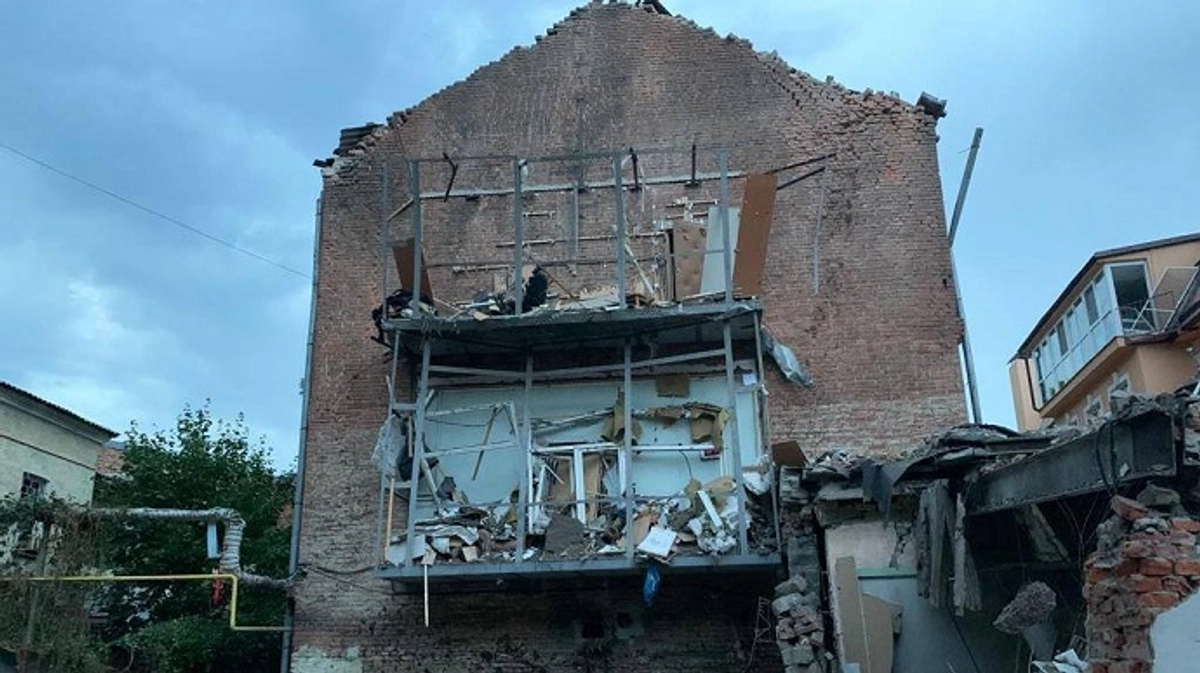 Russia launches rockets on Kharkiv from Belgorod (Russia): Damage and ...