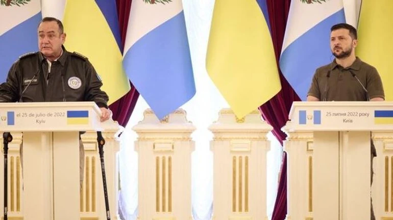 Зеленський: Україна розпочинає експорт зерна, але контроль безпеки – за партнерами