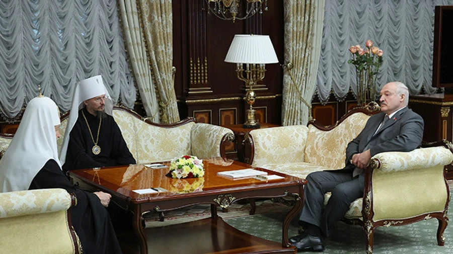 Патриарх Кирилл приехал к Лукашенко