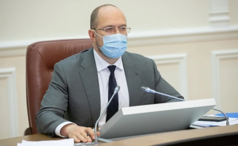 Бюджет 2021, особливий статус Донбасу, відновлення повноважень НАЗК, обслуговування з масками