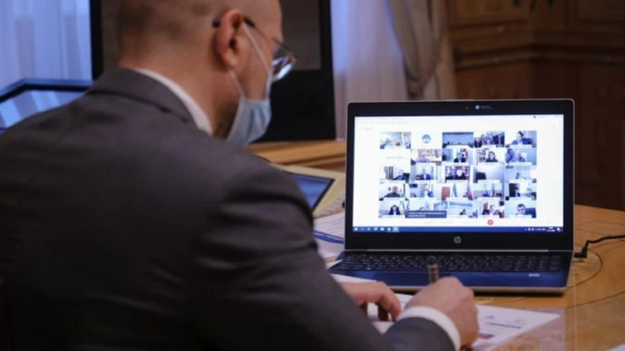 Шмигаль поговорив із мерами про вдосконалення локдауну і порятунок бізнесу 