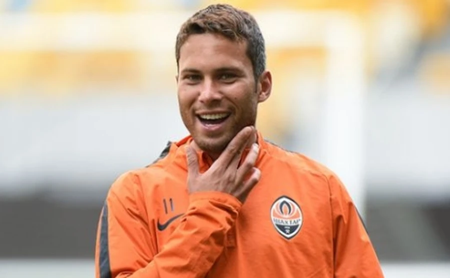 Ахметов заплатил $1 млн Марлосу за согласие стать украинцем – источники