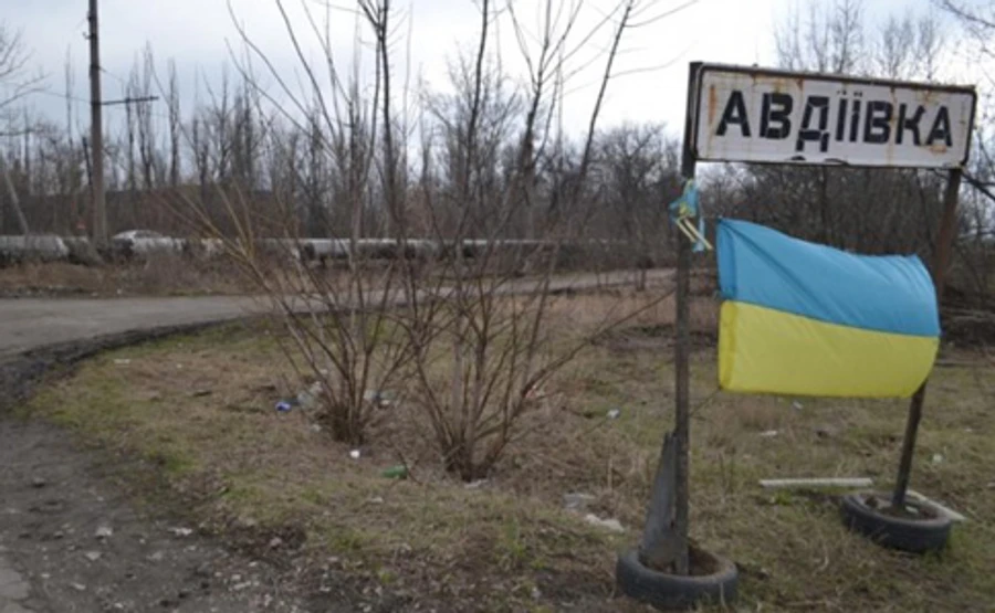 Бойовики обстріляли Авдіївку, залізничний рух зупинено