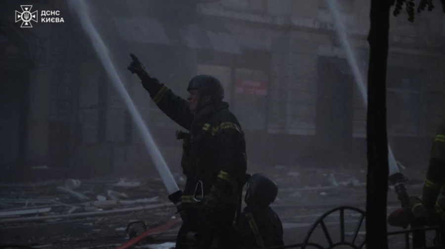 Russian attack on Kyiv: 68-year-old woman and 22-year-old metro police corporal killed – photo