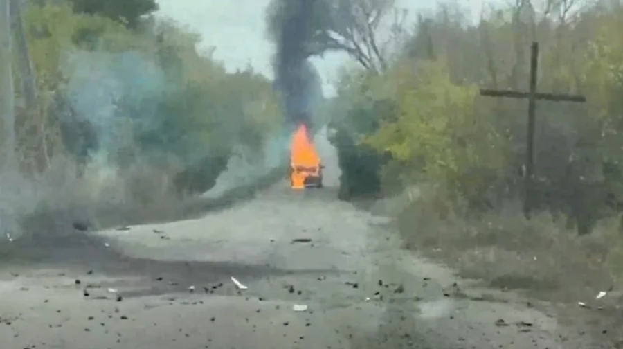 Police and volunteers rescue six people in Zaporizhzhia Oblast under Russian drone attacks – video