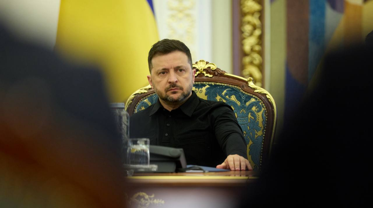 Зеленський доручив знайти формати відповіді на масований удар РФ по Україні