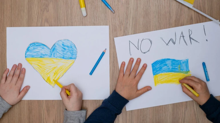 Одна школа розбита, а біля другої – вирвочка. Історія про біль і надію дітлахів з Миколаївщини