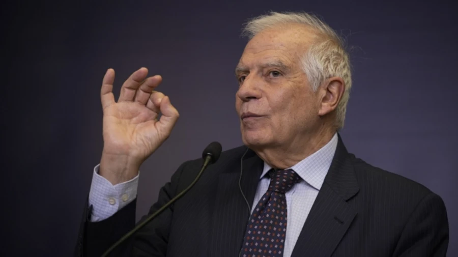 EU top diplomat on his way to Ukraine