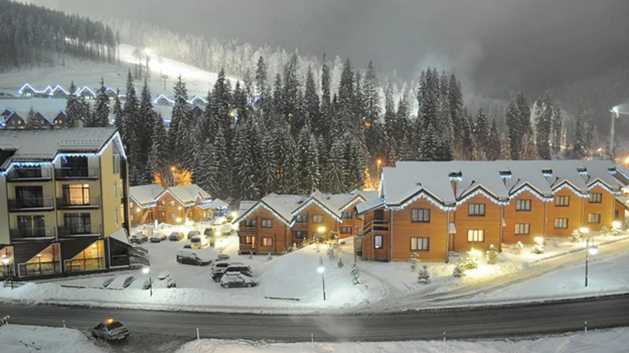 Карантин: гірськолижні курорти Карпат поїдуть перевіряти із поліцією