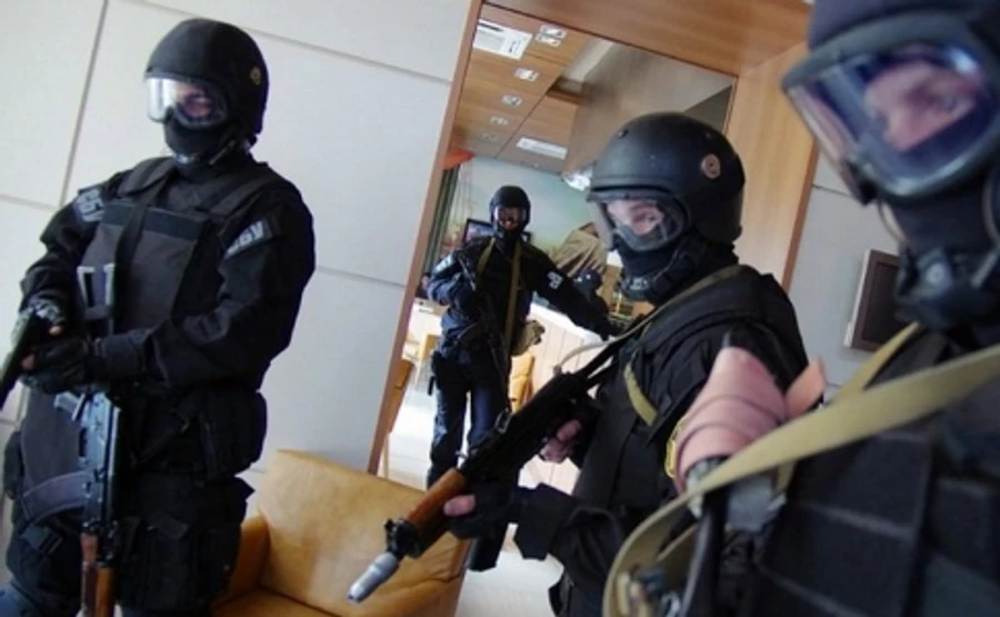 С 7 декабря в Украине начинает действовать запрет на маски-шоу