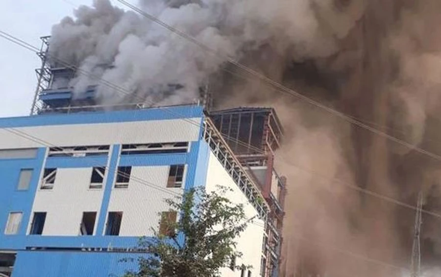 Вибух на електростанції в Індії: 20 загиблих, десятки постраждалих