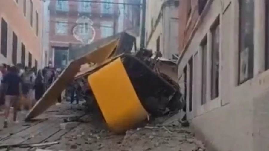 Щонайменше 15 людей загинули в аварії відомого фунікулера у Лісабоні