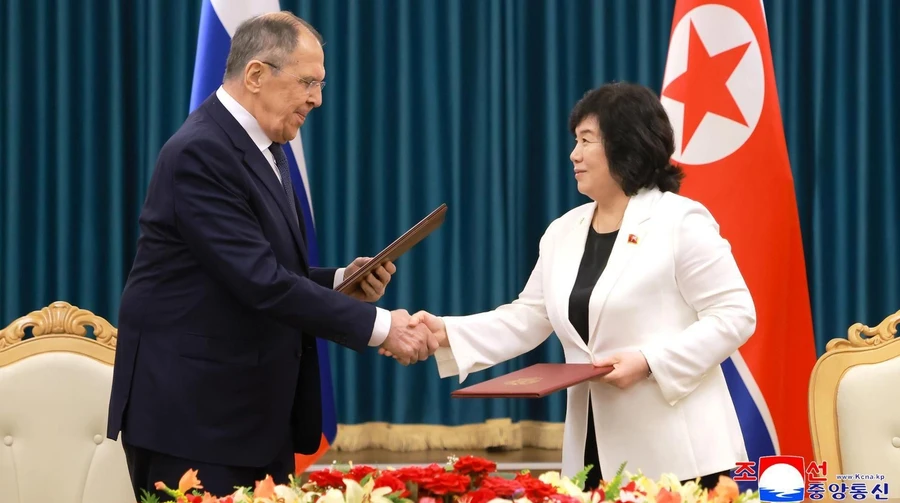 The Minister of Foreign Affairs of the DPRK went to Russia and Belarus - mass media