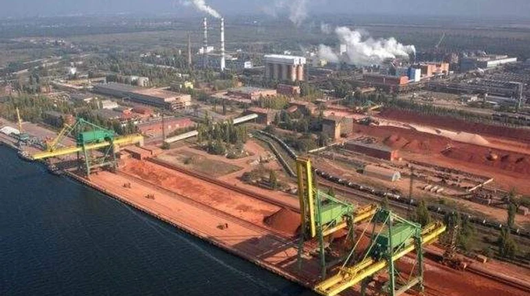 Миколаївський глиноземний завод планують продати цього року