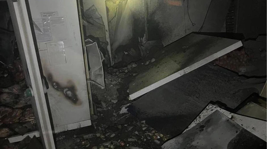 Росіяни вдарили дронами по порту на Одещині, спалахнув продуктовий склад