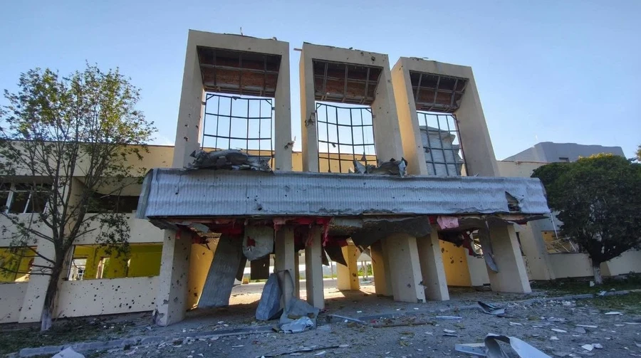 Russians damage modernist architectural landmark in Zaporizhzhia – photos