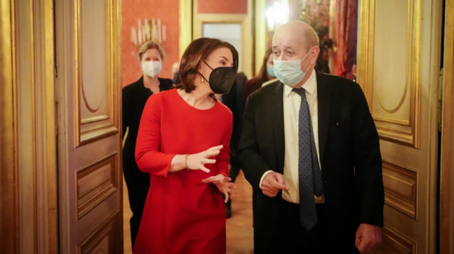 Глава МЗС Франції разом з німецькою колегою відвідає лінію розмежування на Донбасі