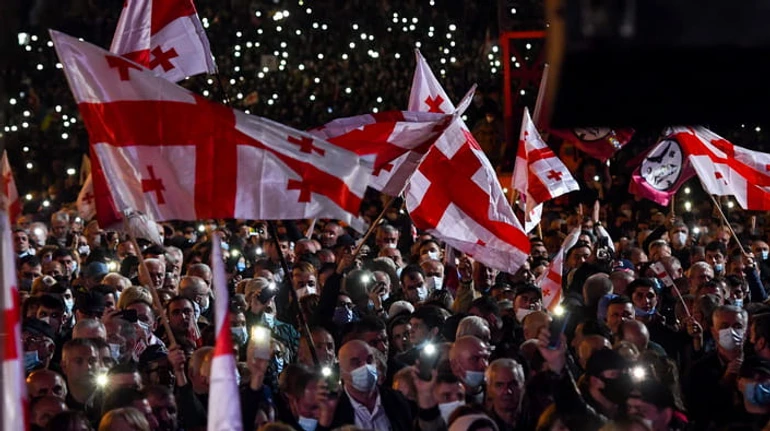 Контрнаступление Саакашвили: сможет ли заключенный экс-президент победить грузинскую власть