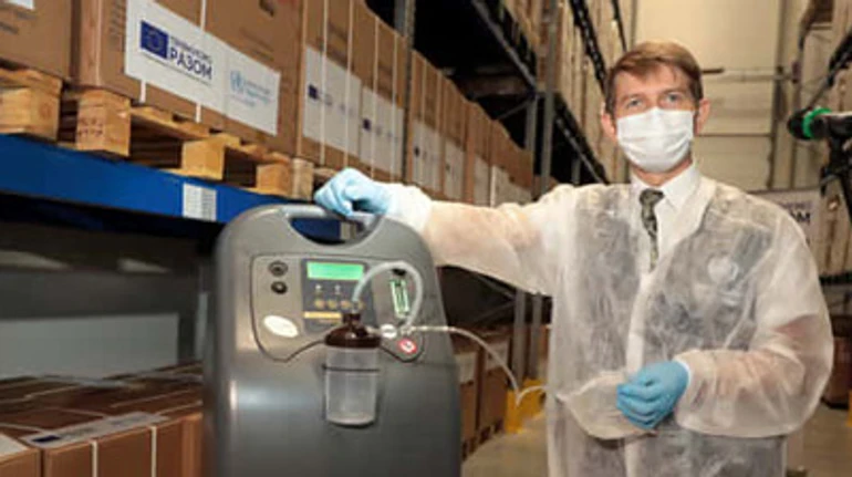 Вакцины для себя и для других: какую коронавирусную стратегию выбирает ЕС