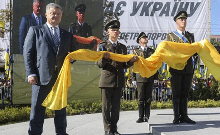 Порошенко вибачився за слова про швидке завершення війни в 2014 році