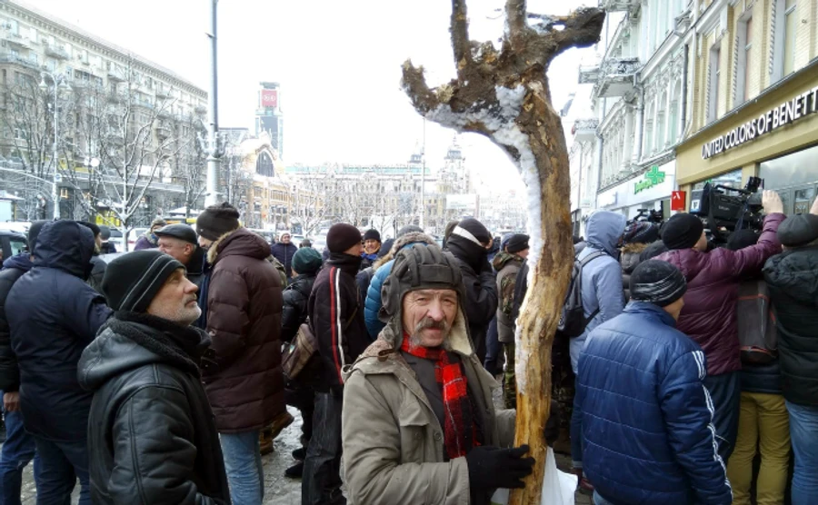 Під судом, де Саакашвілі, збираються активісти 