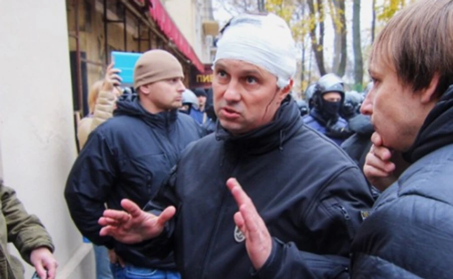 В Одессе во время протеста разбили голову начальнику полиции