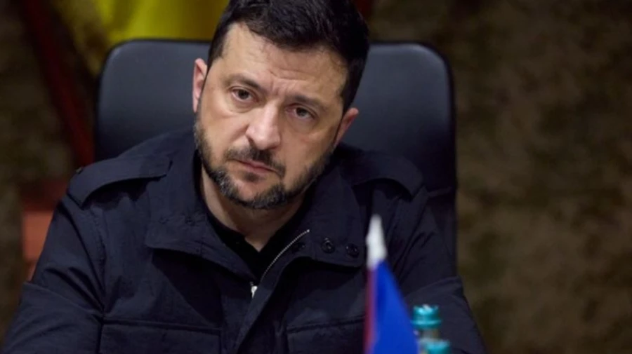 Зеленський доручив збільшувати контрактну складову в армії