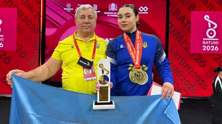 Українка Домбровська здобула три медалі на чемпіонаті Європи з важкої атлетики