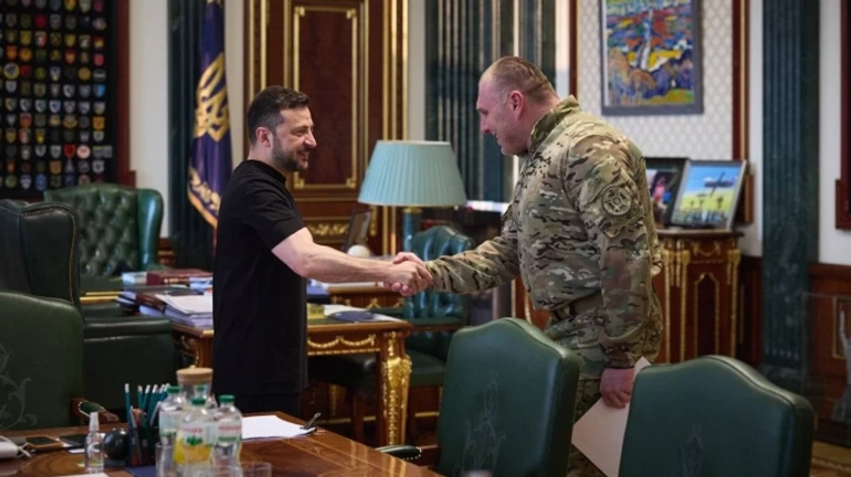 Zelenskyy on Ukrainian operation targeting aircraft in Russia: 117 drones were used and office was next to FSB HQ