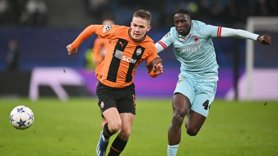 Шахтер победил Антверпен и сохранил шансы на плей-офф Лиги чемпионов