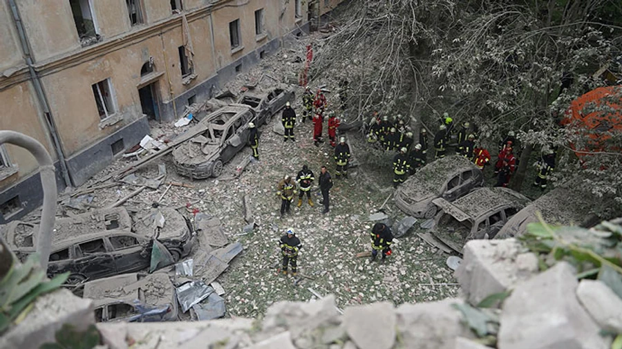 Lviv attacked with Kalibrs: 7 out of 10 missiles shot down − Ukrainian Air Force