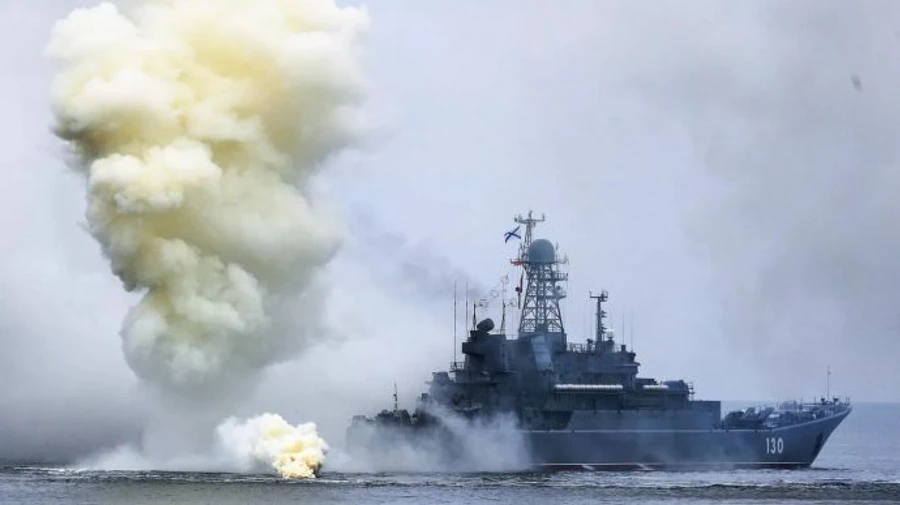 Росія розпочала масштабні навчання Балтійського флоту