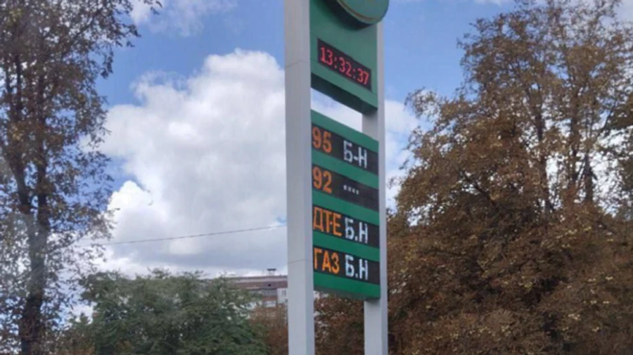 Occupiers complain that petrol disappeared on gas stations in Donetsk Oblast