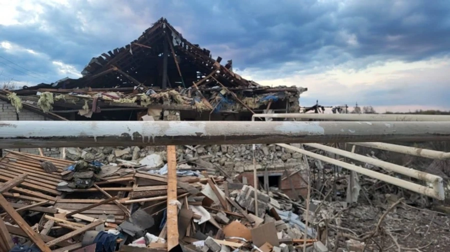 Four people injured in Russian attack on Kupiansk in Kharkiv Oblast, with more trapped under rubble