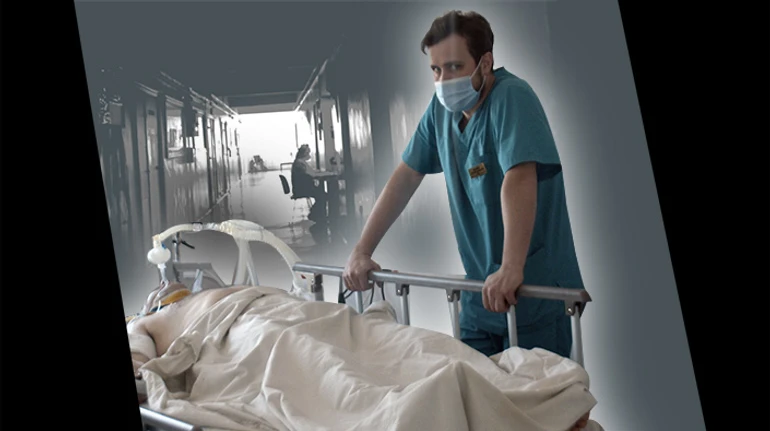 Врач с одесской районки, ковид и медреформа. УП представляет документальный фильм Надо еще выжить