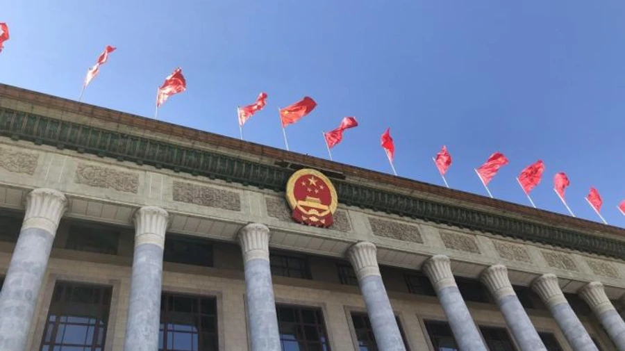 Пекін зазіхнув на суверенітет Гонконгу, США припинили експорт військових товарів