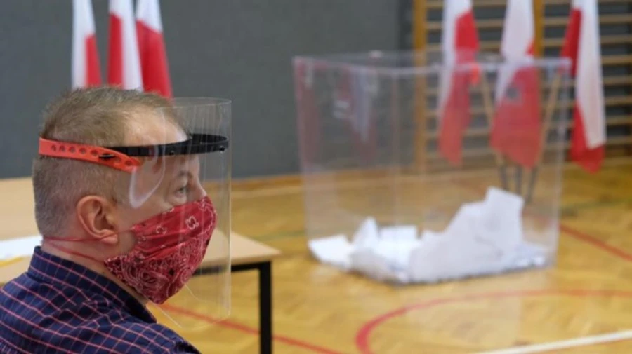 Вибори у Польщі: рекордна явка і черги на півтори години