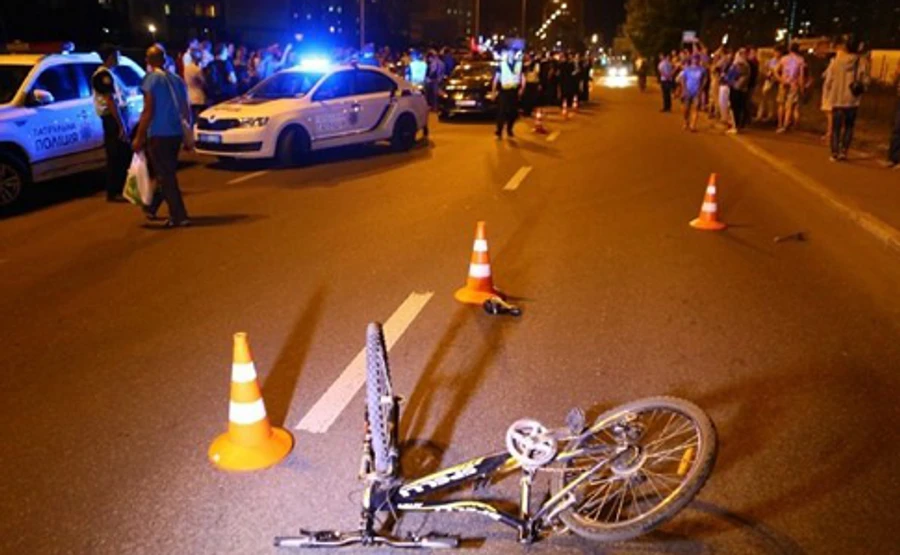 Наезд спецавто на подростка будет расследовать СБУ